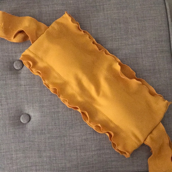 Hello Strapless Bikini! - Picture 2 of 4